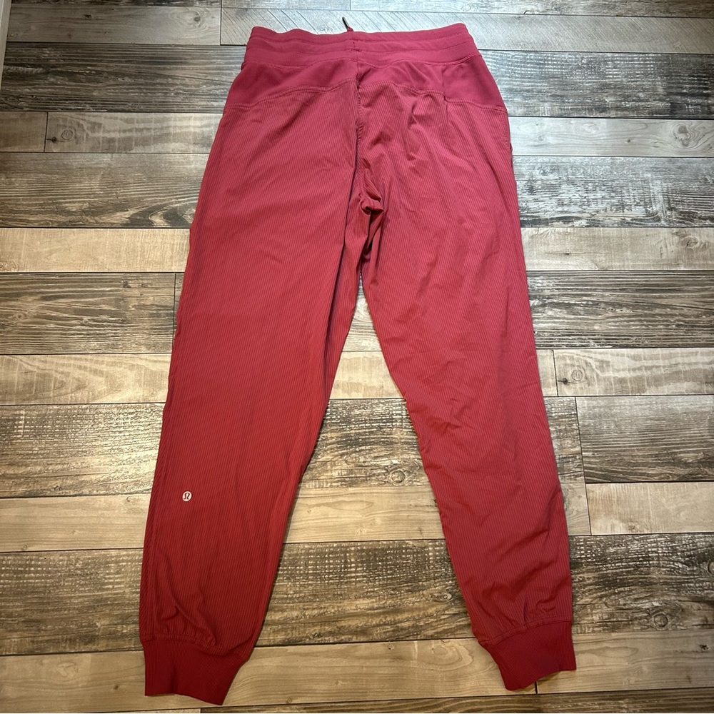 Lululemon Dance Studio Jogger - Picture 3 of 8